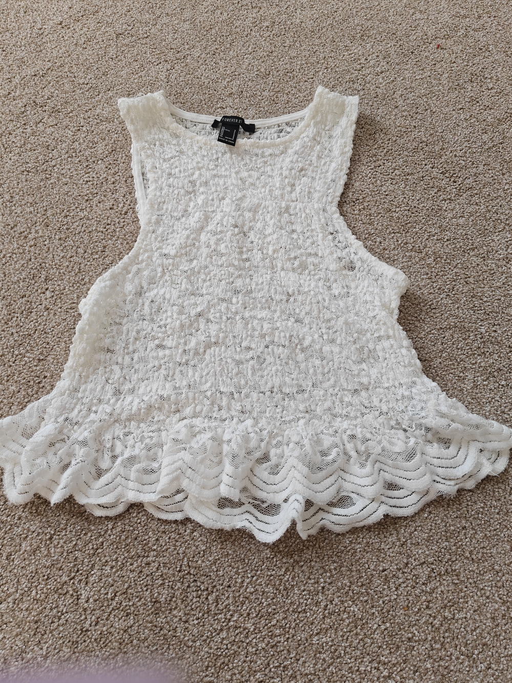 Forever 21 White Lace Ruffle Hem Tank